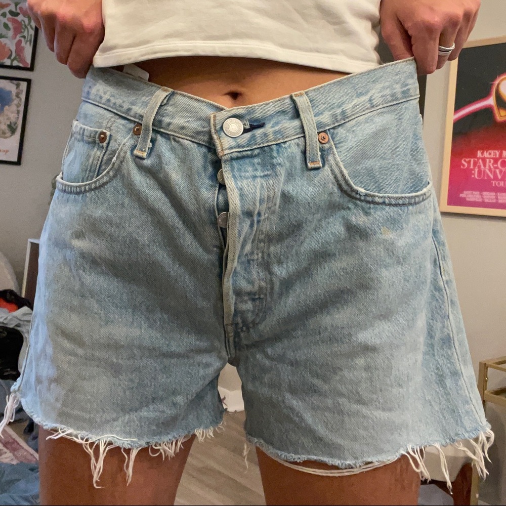 Levi Jean Shorts